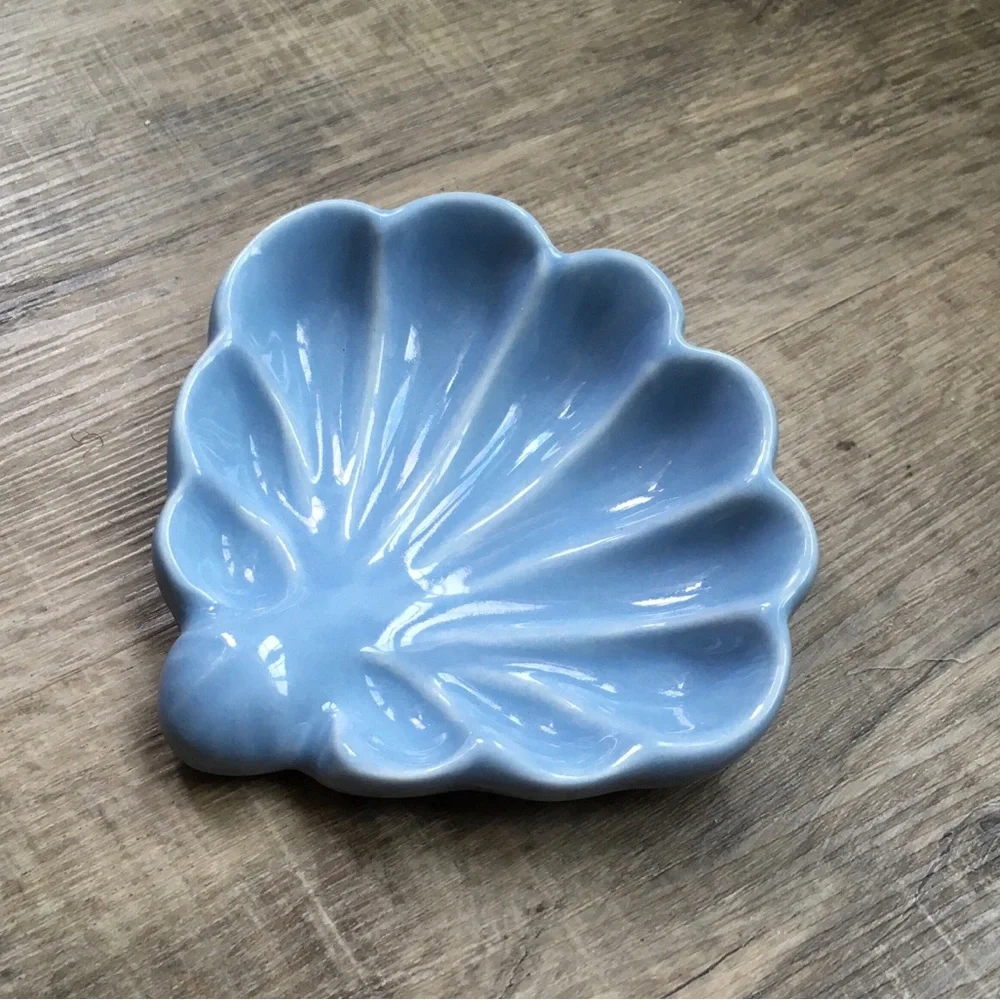 Vintage Weighted Seashell Ceramic Soap Dish Light Blue Shell Shape Trinket Dish